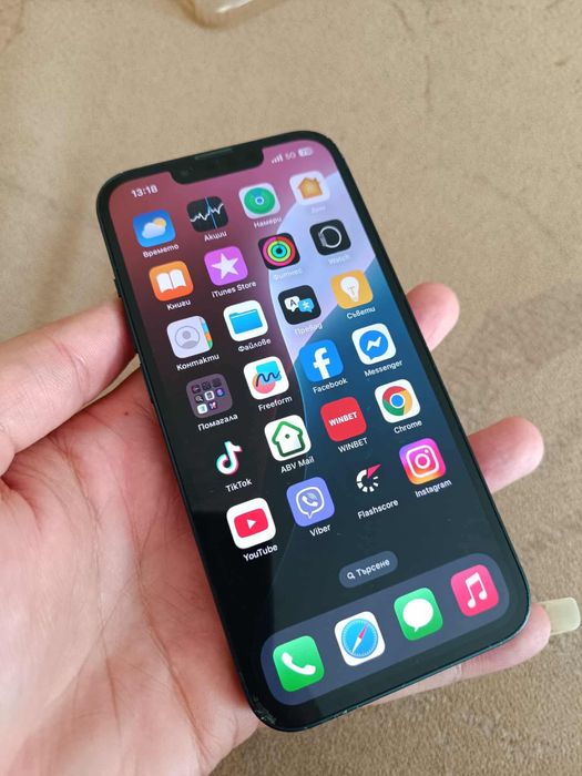 Предлагам Iphone 13