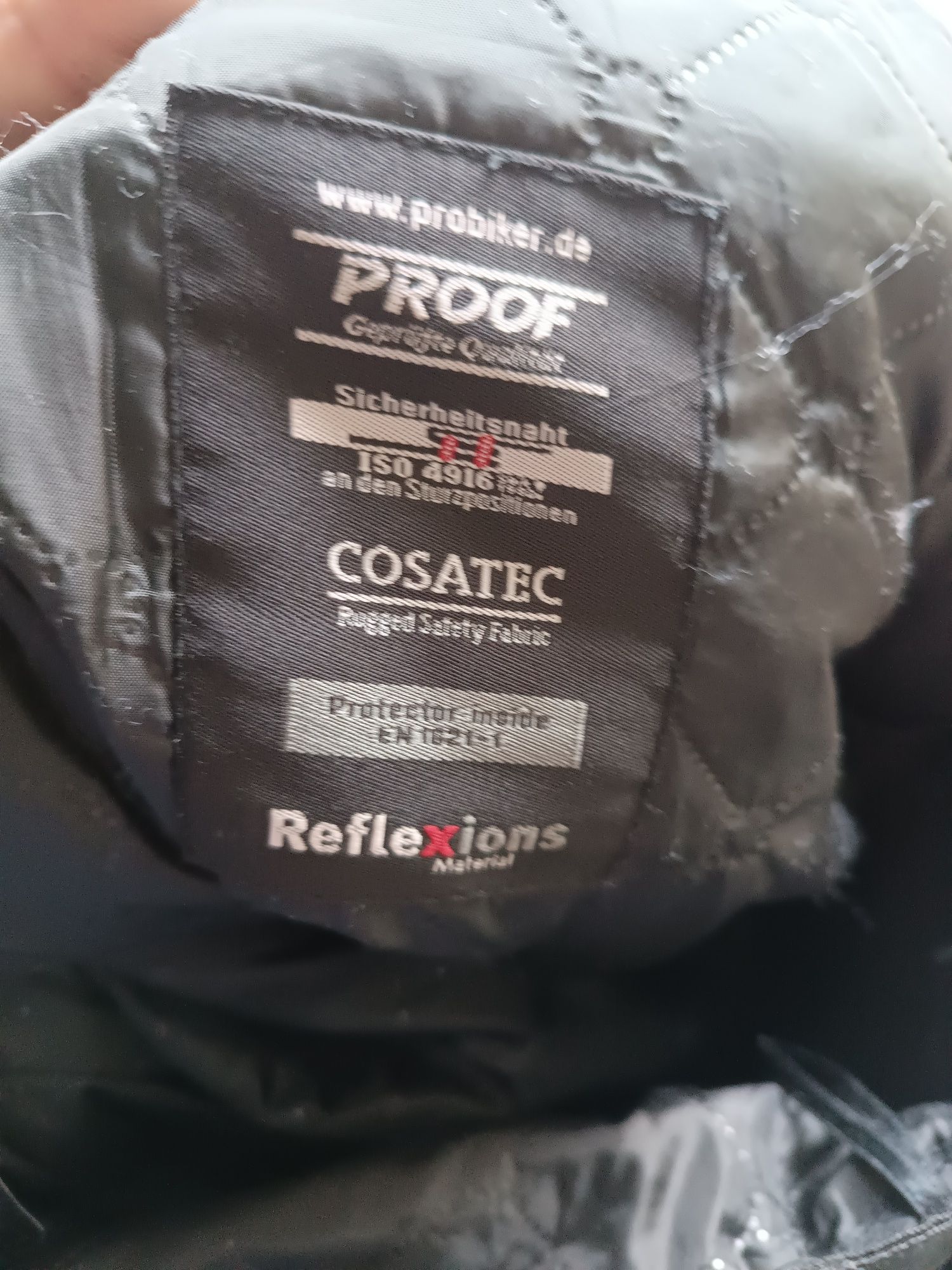 Pantaloni moto cu protectie genunchi