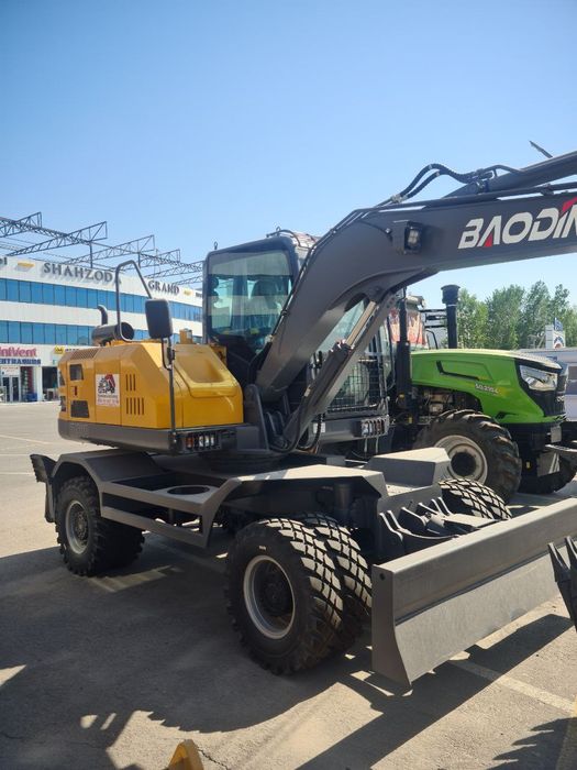 Baoding BD80W Гидромолотом