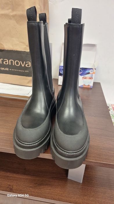 Дамски зимни боти