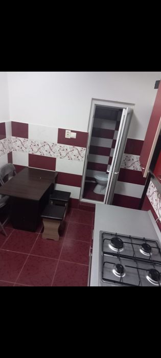 Vând garsonieră zona Laminorului
