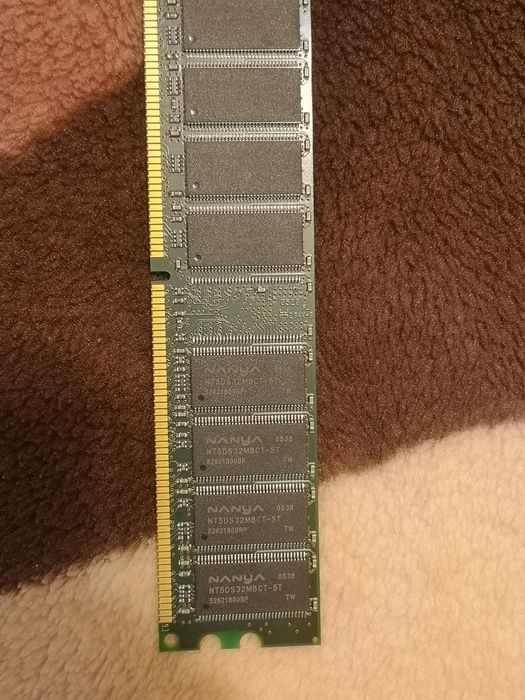 Memorie DDR 400Mhz 512MB PC3200 NV