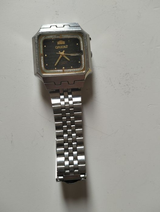 Часы ORIENT фреза не рабочии.