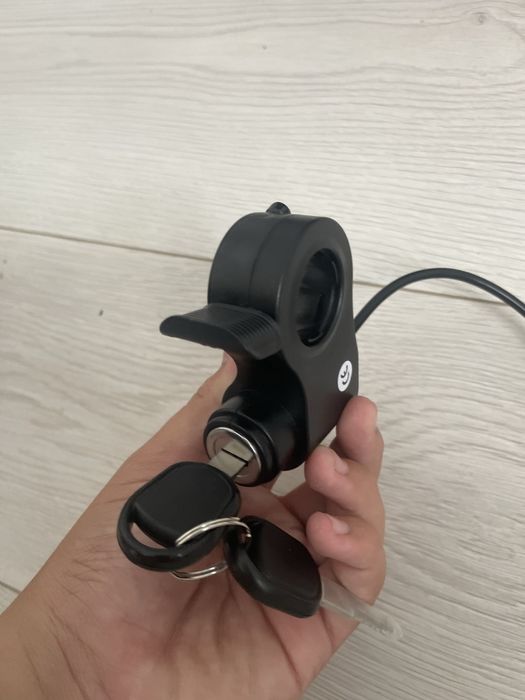 Contact cu cheie si acceleratie G2 Max