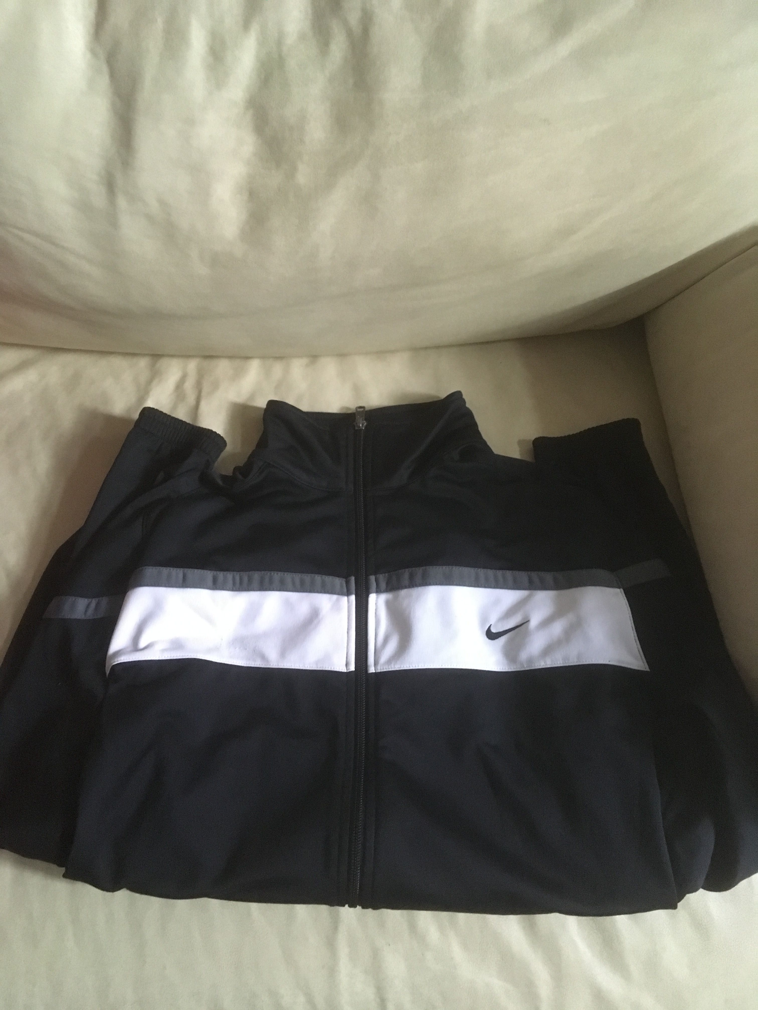 горнища Nike, Lonsdale,Mnutd и други..