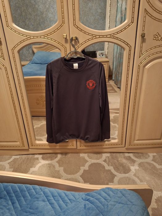 Мужской спортивный костюм Adidas размер М