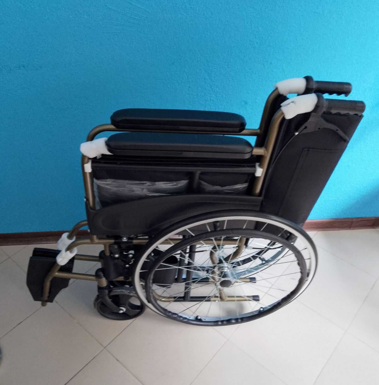 Рингова инвалидна количка KY 875J-A-46