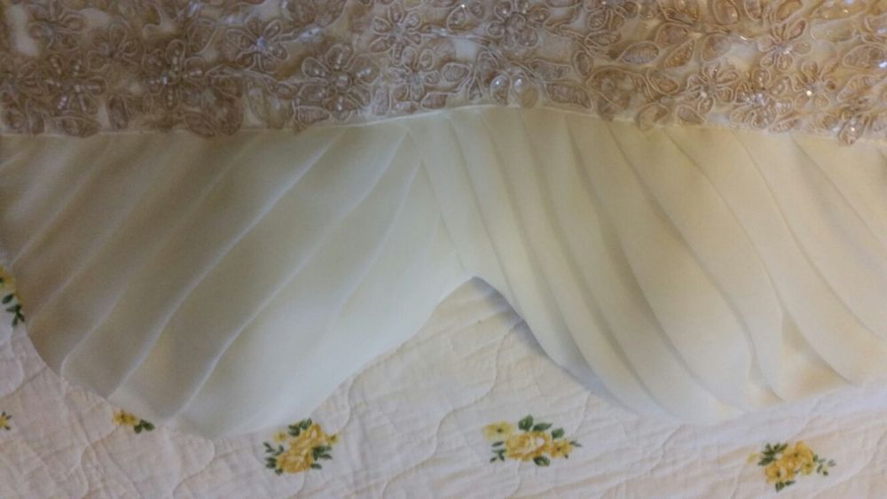 Rochie mireasa cu trena detasabila