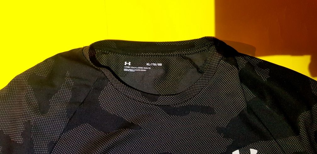 Under Armor мъжка тениска XL