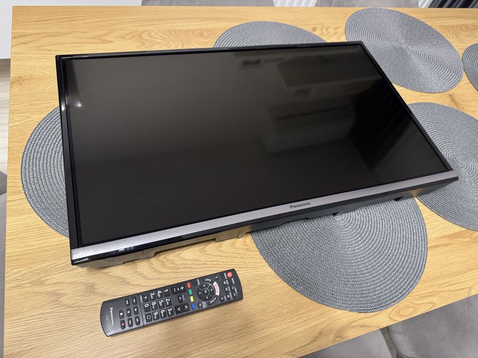 Televizor / TV LED Panasonic TX-32DS500E