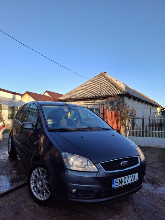 Vănd Ford Focus C-MAX