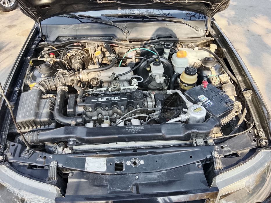 Nexia 2 yurib turgan moshina