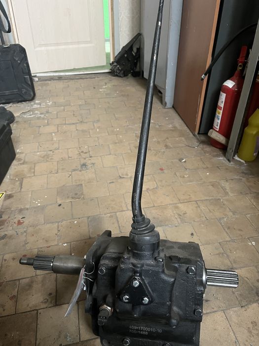 Продам коробку новую с биркой