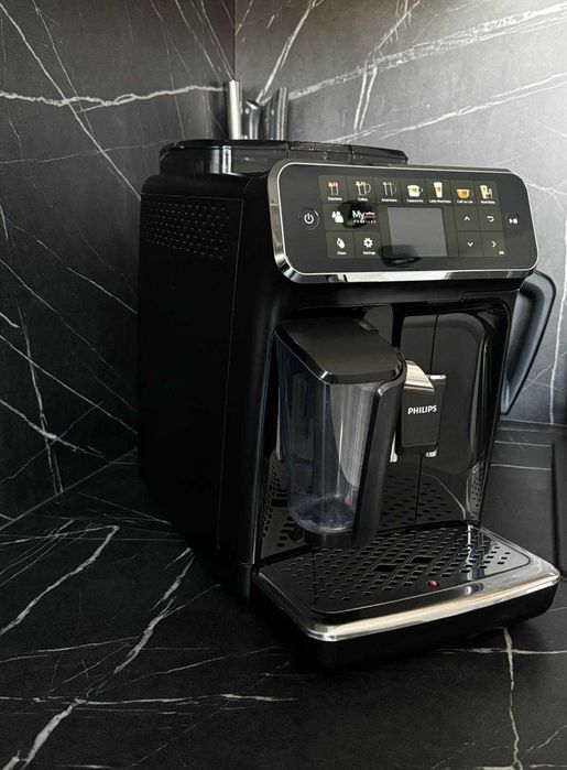 Aparat de cafea automat Philips Series 5400 LatteGo–stare foarte bună
