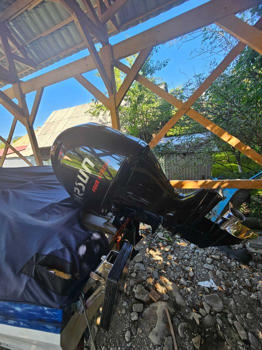 vanzare barca cu motor si peridoc