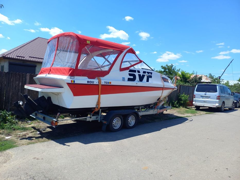 Vând Barcă cu Motor+Peridoc