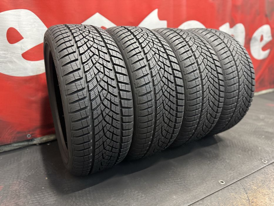 215 45 17, Зимни гуми, Goodyear UltraGripPerformance, 4 броя