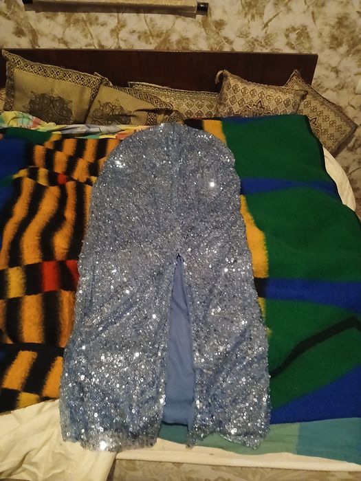 Дамска рокля с паети