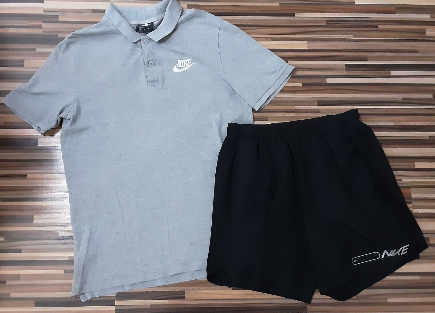(M/L ) NIKE оригинален къс панталон(45лв) и тениска(35лв)