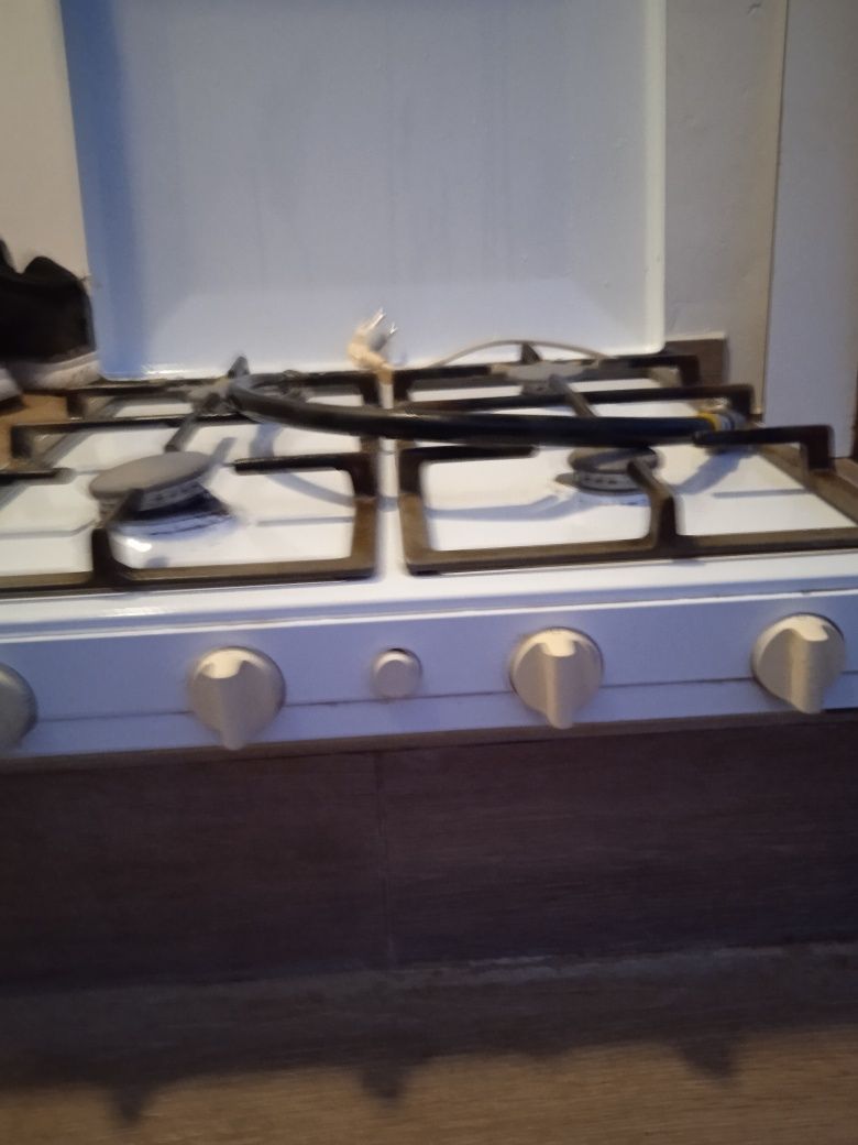 Газов котлон със капак