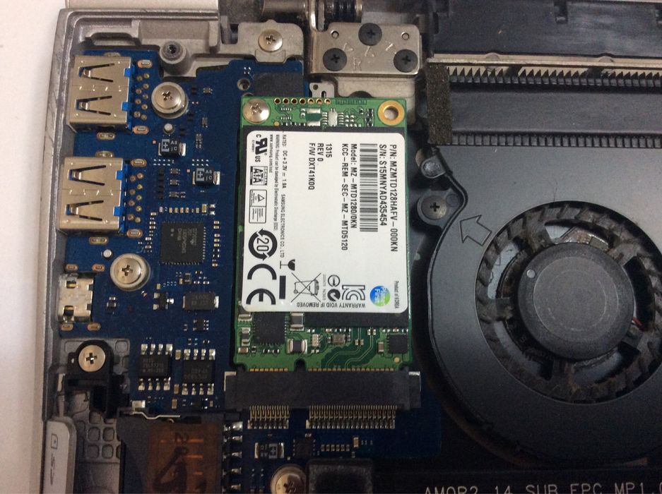 Piese Dezmembrez laptop Samsung NP900XPD