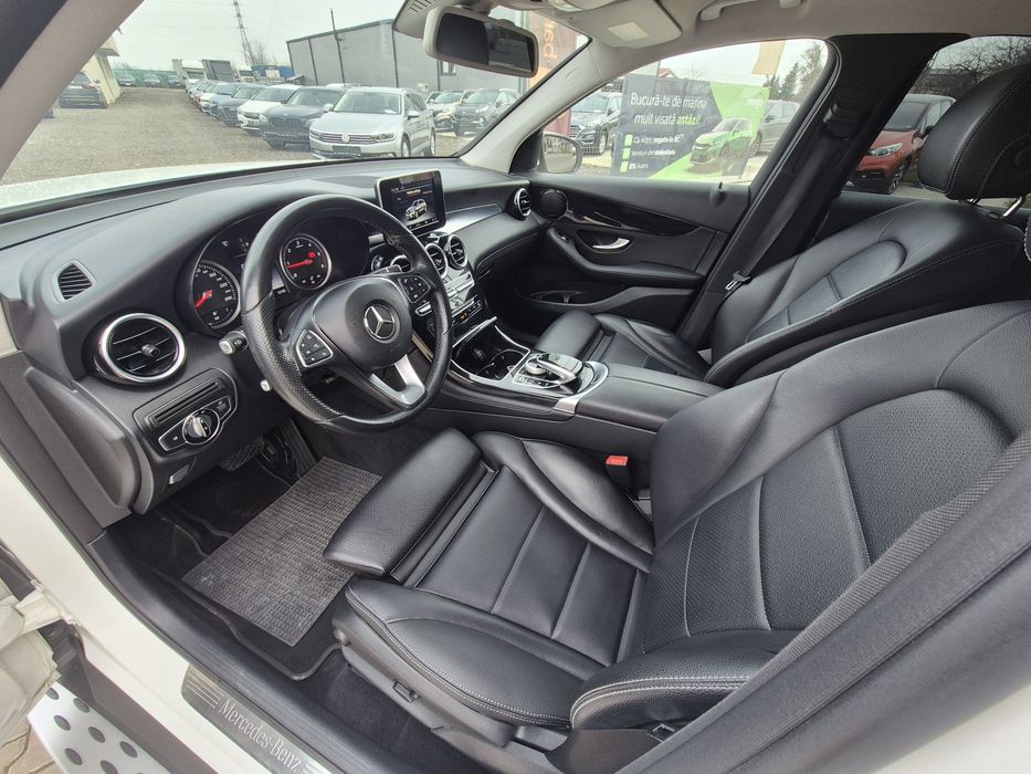 MERCEDES-BENZ GLC 250 CDI / 4X4 / Navigatie / Led / Clima /