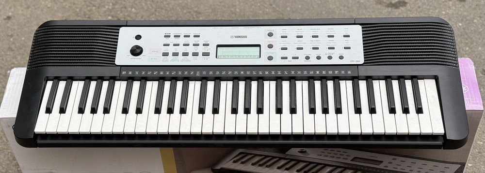 ГАРАНЦИОНЕН!!! Синтезатор Yamaha YPT-280