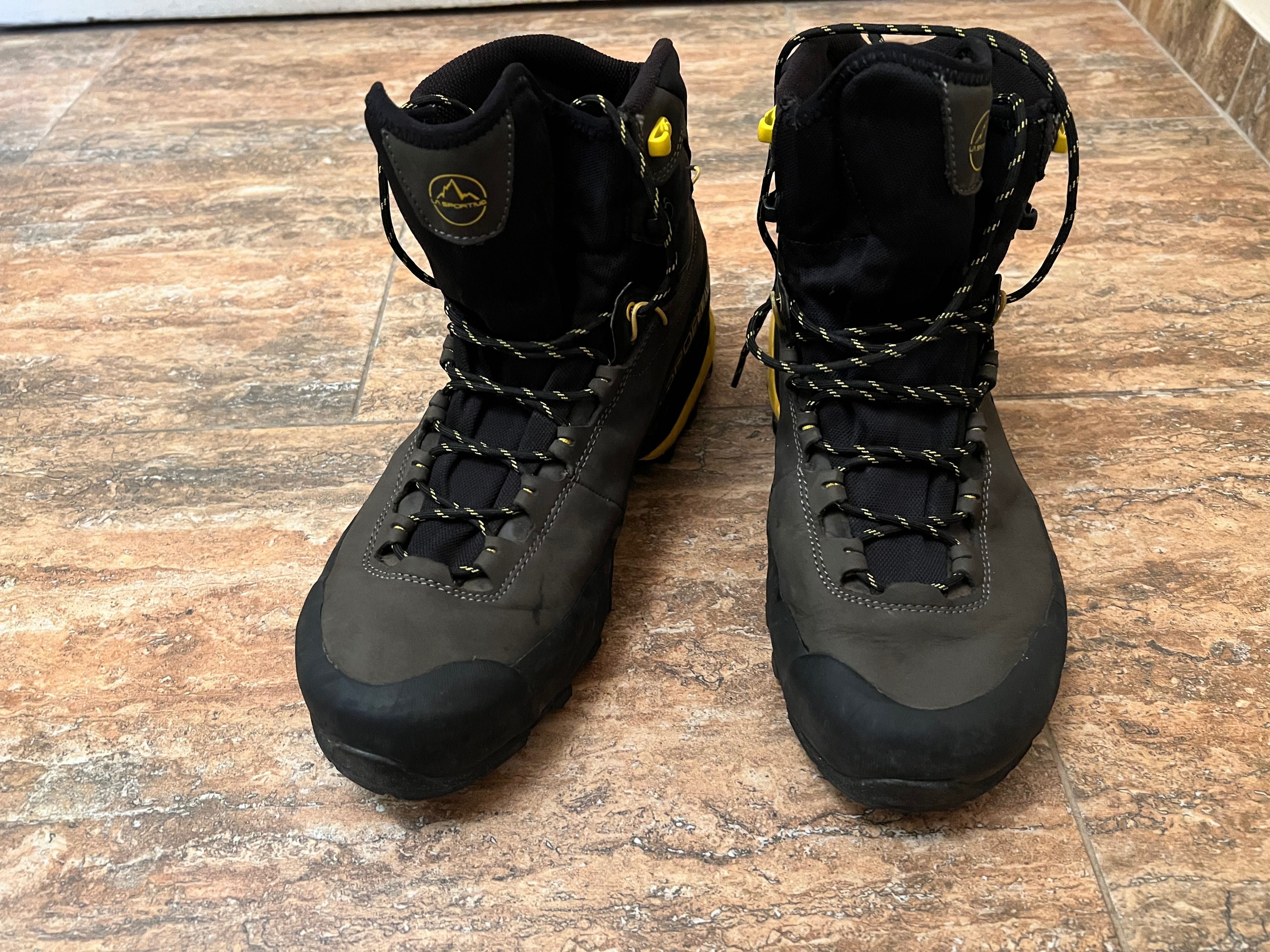 Туристически три сезонни обувки LA SPORTIVA TX5 Gore-Tex