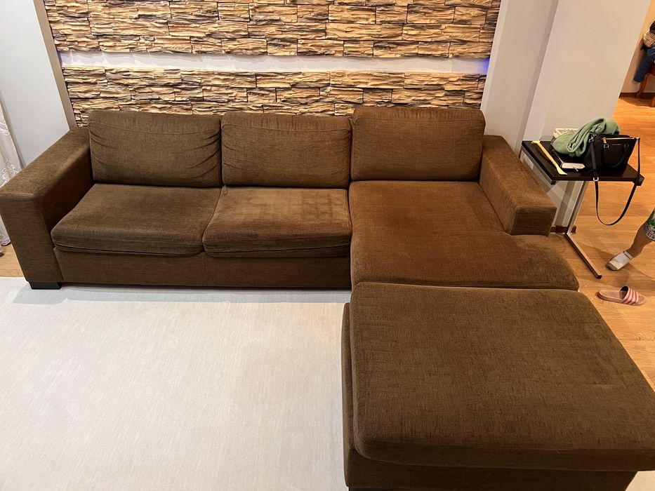 Продам диван! Производство Италия! Самовывоз! …………………………………………………………..