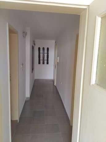 Дава се под наем Двустаен апартамент в Бургас, Център - 65 кв.м за 102 € - Снимка #5