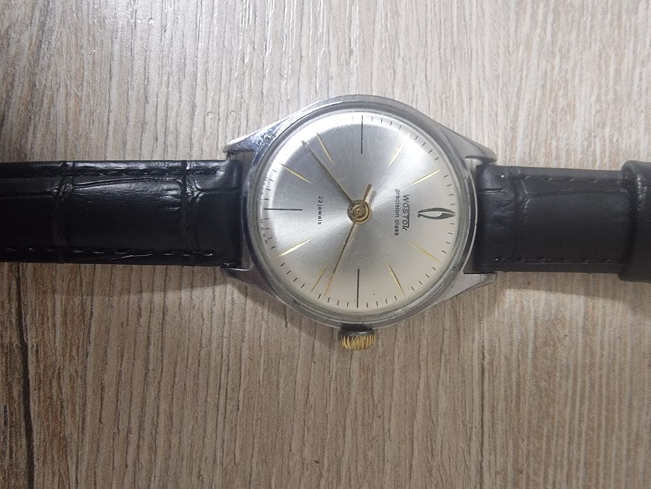 Часы Восток прецизионные