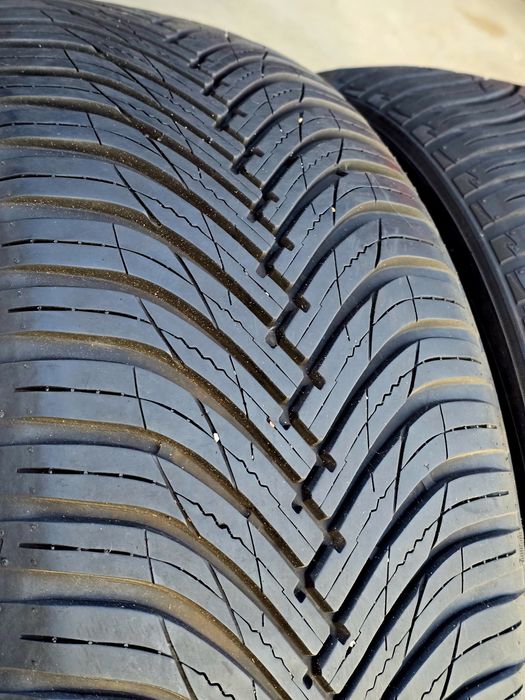 215 55 18 MAXXIS