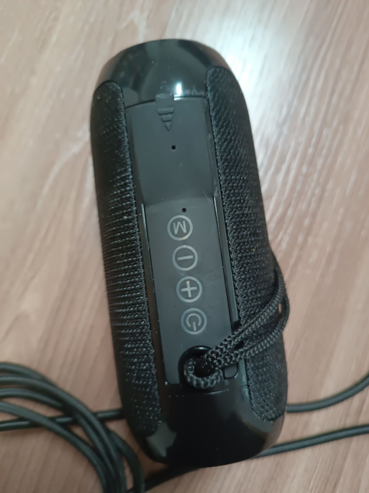 Продам bluetooth колонку T&G бу