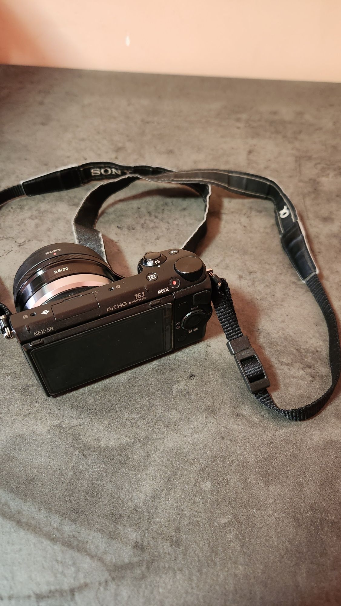 Фотоапарат Sony Nex-5r пълен комплект