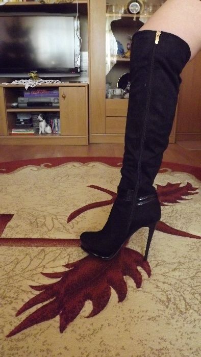 OFERTA ...Cizme de dama Elegante