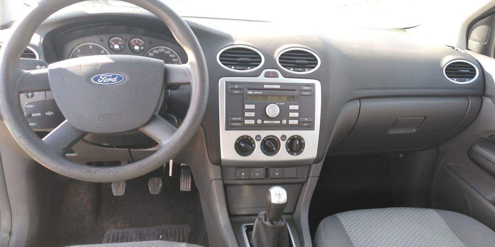 Vând Ford focus 1.8 Diesel