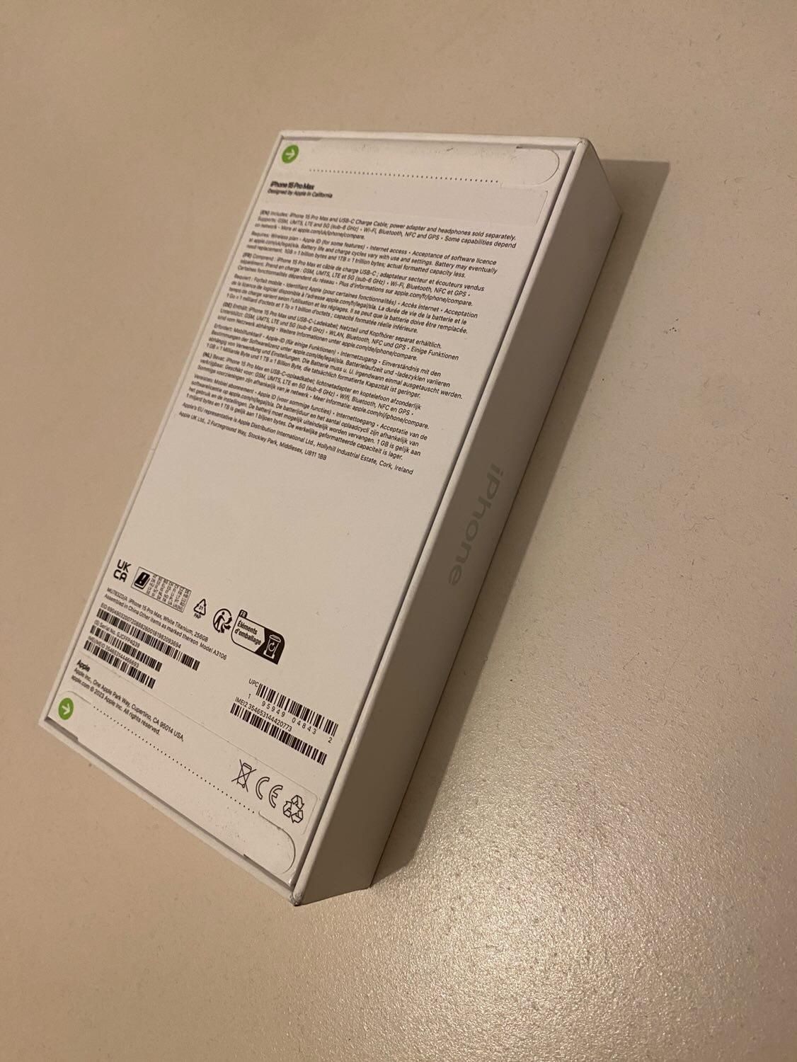 iPhone 15 pro max - White Titanium - 256gb