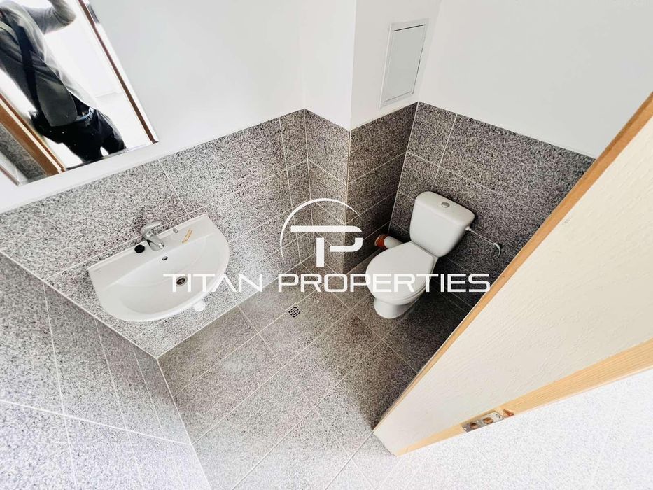 Дава се под наем Магазин в Бургас, Изгрев - 445 кв.м за 2885 € - Снимка #6