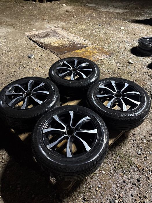 Срочно продам диски в идеале. Без грубых дефекта. Подойдет на опель ве