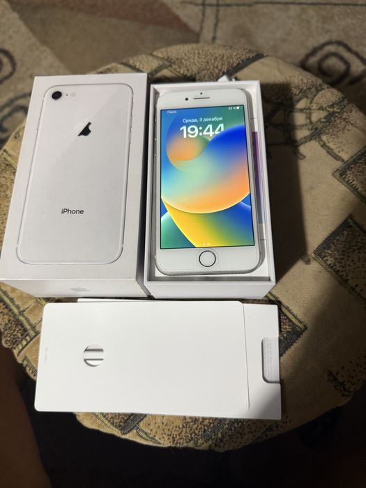 Продам айфон 8 в идеальном сострянии