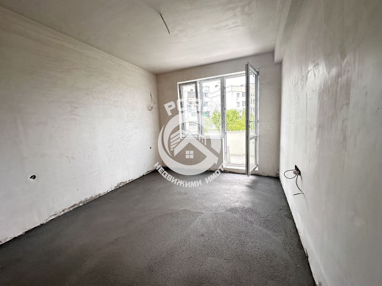 Продава се Тристаен апартамент в Пловдив, Христо Смирненски - 119 кв.м за 1093 €/кв.м - Снимка #5