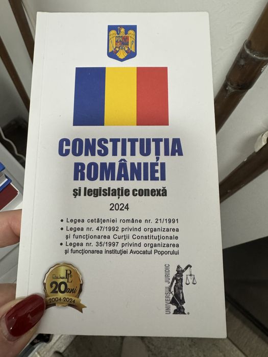 7 Carti pentru studentii la DREPT an 1