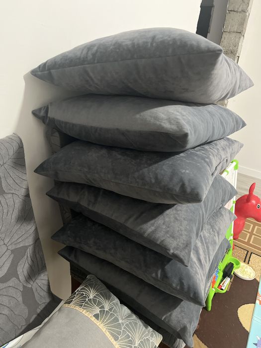 Продаётся диван.