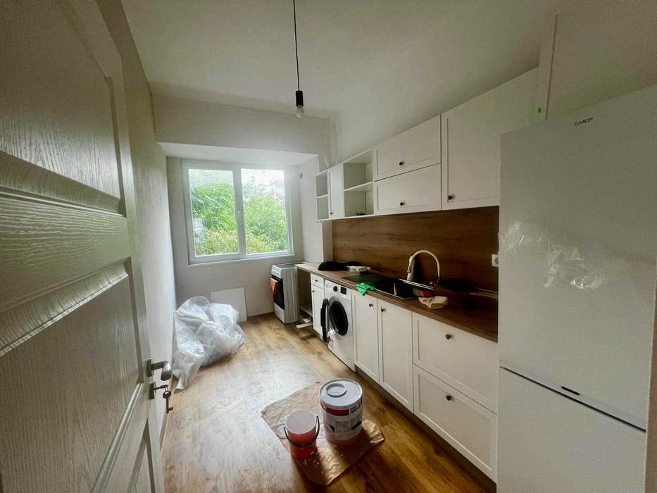 Дава се под наем Офис в София, Център - 80 кв.м за 750 € - Снимка #1