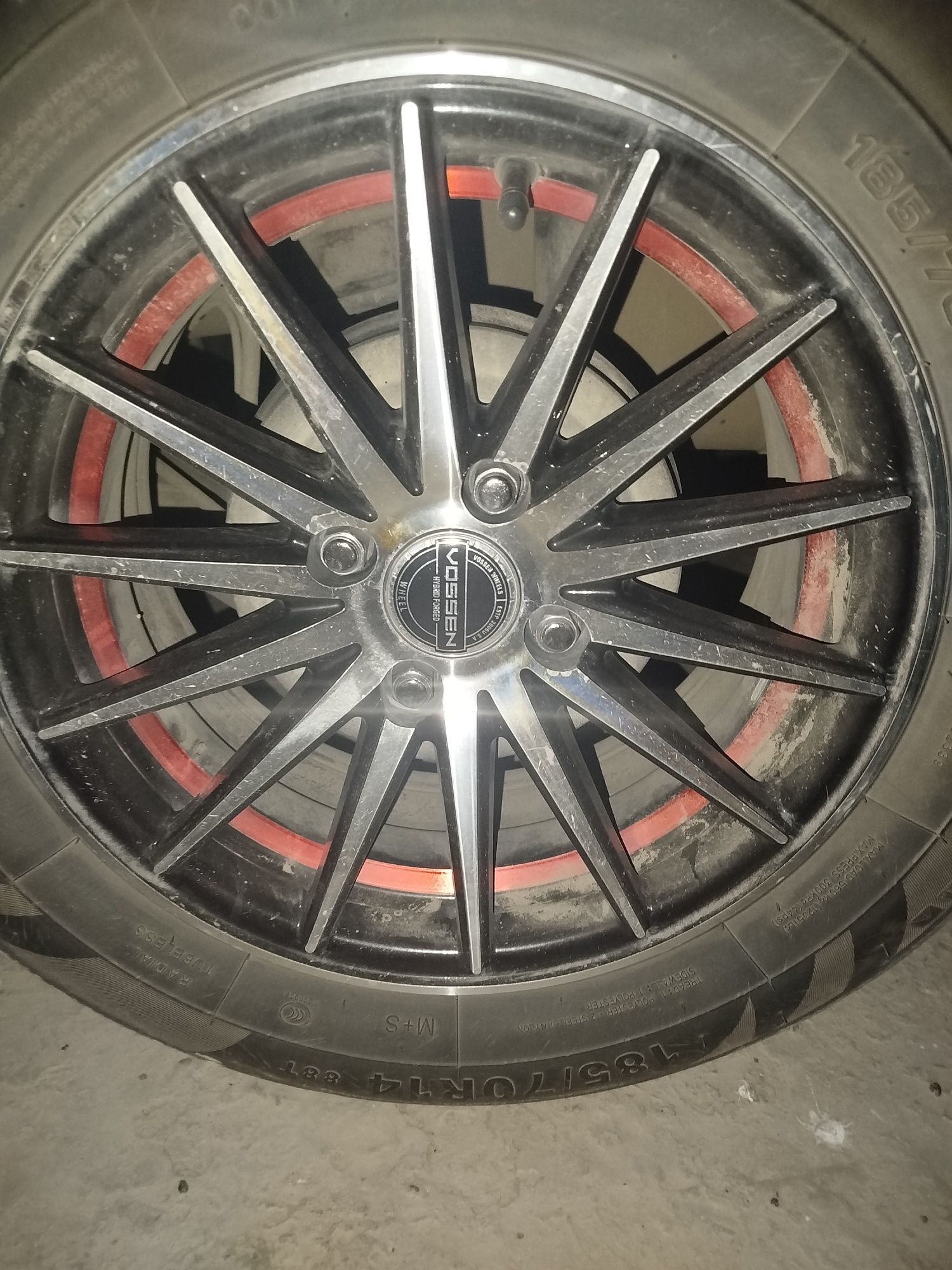 Saka diska sotiladi R14