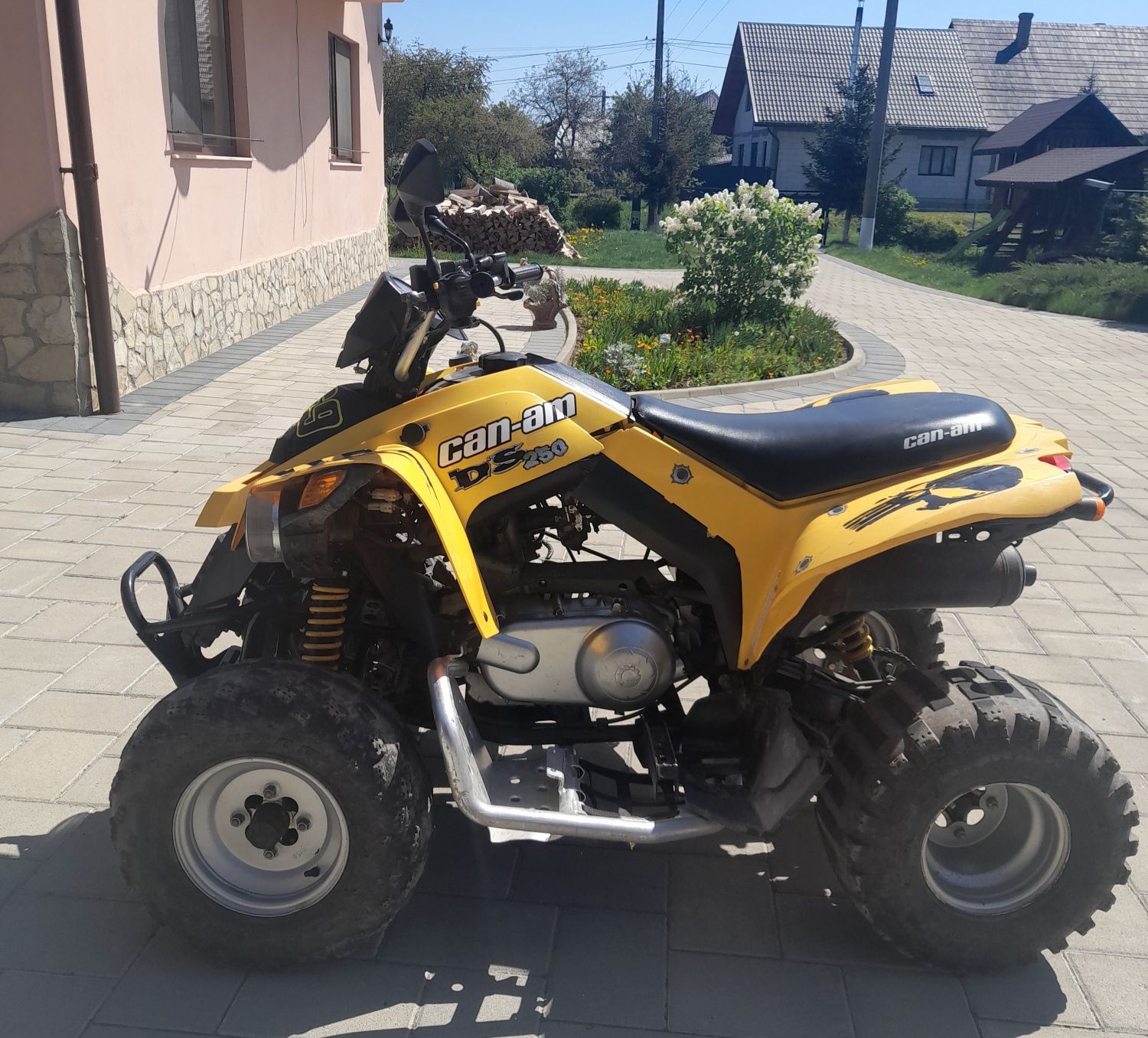 Vând atv Can Am ds 250cc