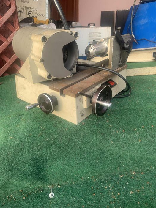 ascuțitor de freze Darex E90