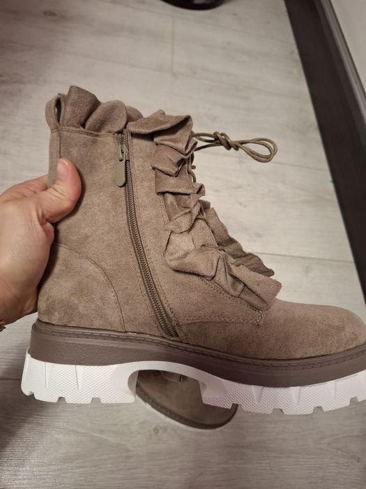 Дамски ботуши велур