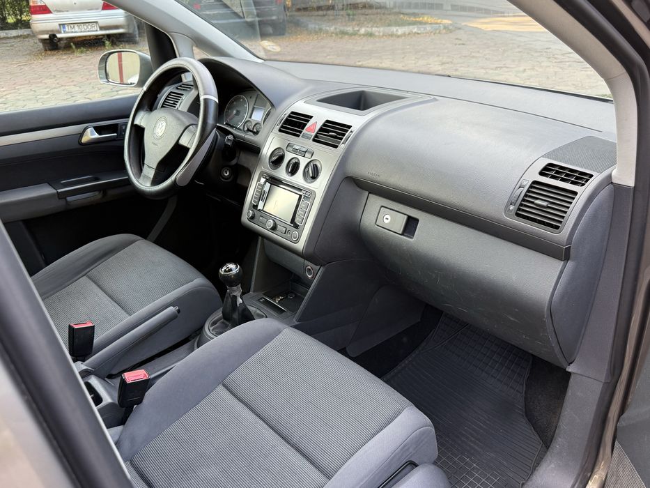 Vw Touran 1.9 7 locuri recent adus in tara