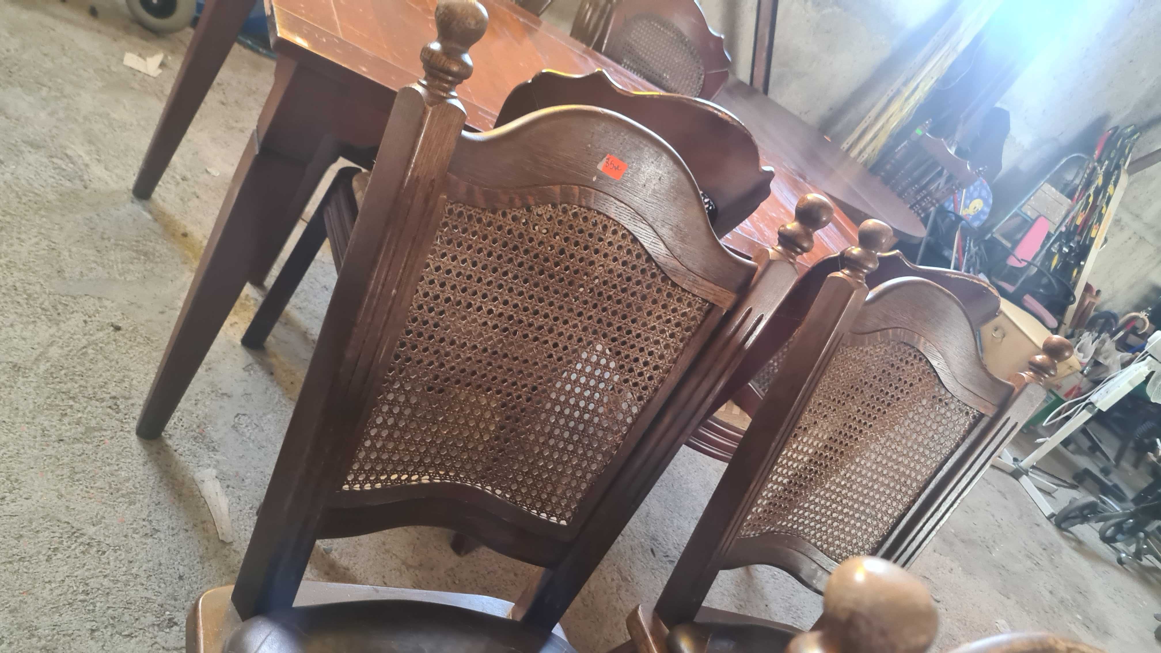 Масивни столове с ратан и кожена дамаска внос от Европа